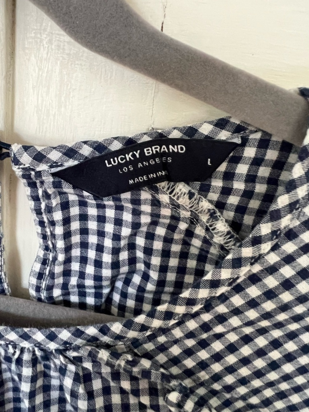 Lucky Brand Women's Blue and White
Gingham Shirt Sleeve Ruffle Shirt Sz:Large - Picture 3 of 5